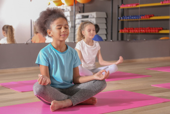 Le yoga, un allié bien-être pour toute la famille